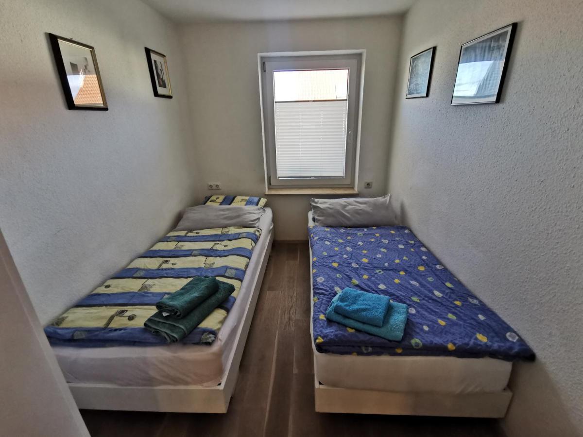 Ferienwohnung Und Pension Guertler Werdau Екстериор снимка